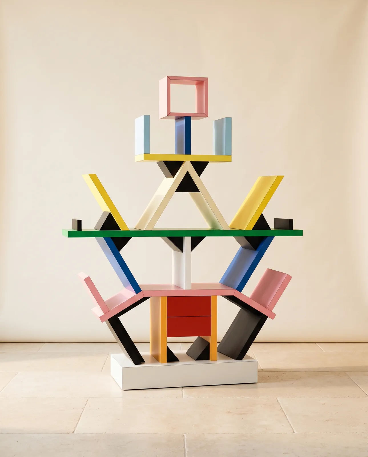 Carlton Raumteiler — Ettore Sottsass' bekanntester Memphis-Entwurf